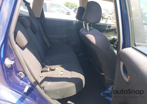 2013 Honda Fit Sport из США, поврежденный, VIN JHMGE8H54DC039093